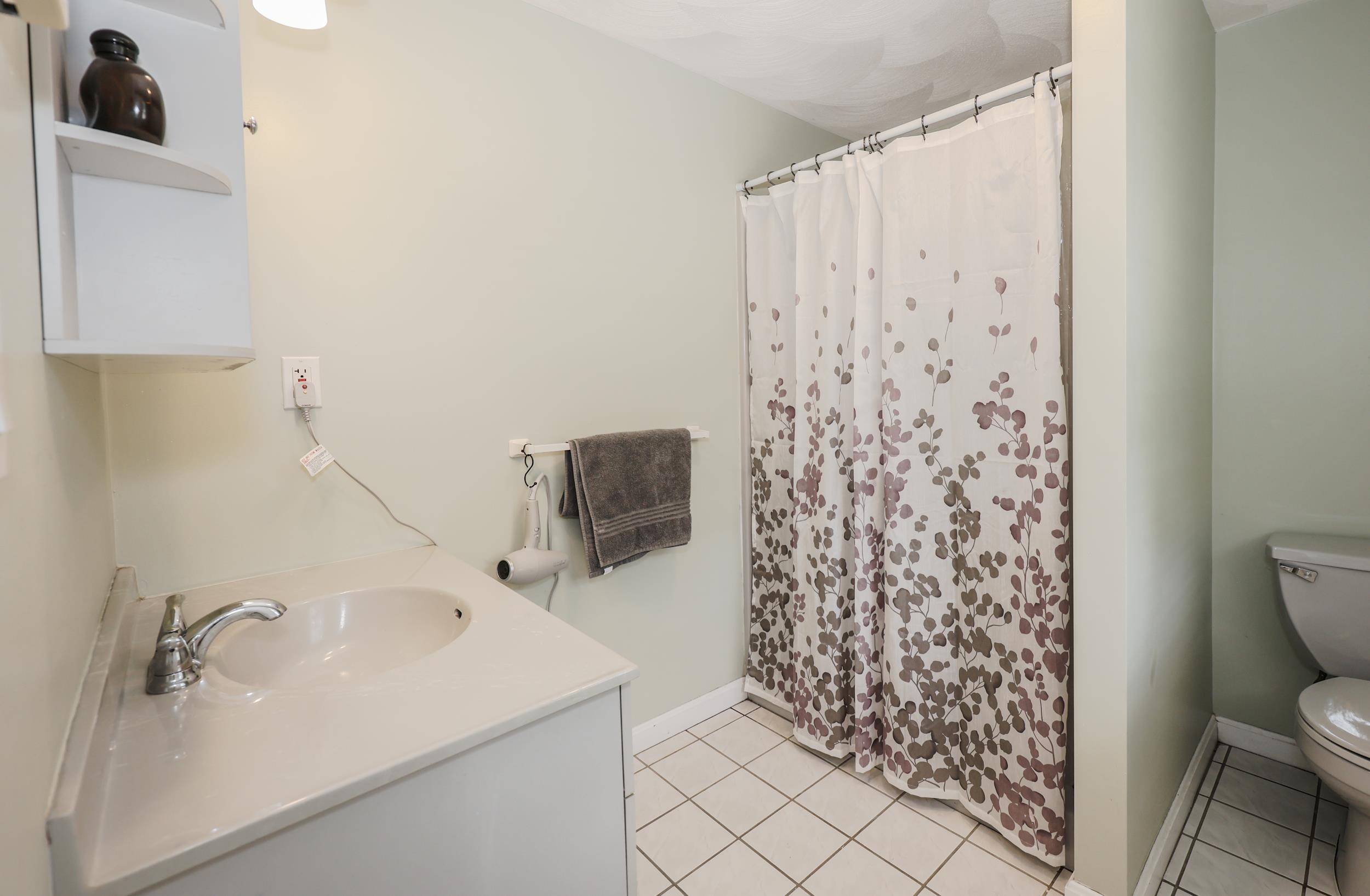 50 Dutton Road Pelham, NH 03076 - Photo 10 of 39 Gallery Image 10