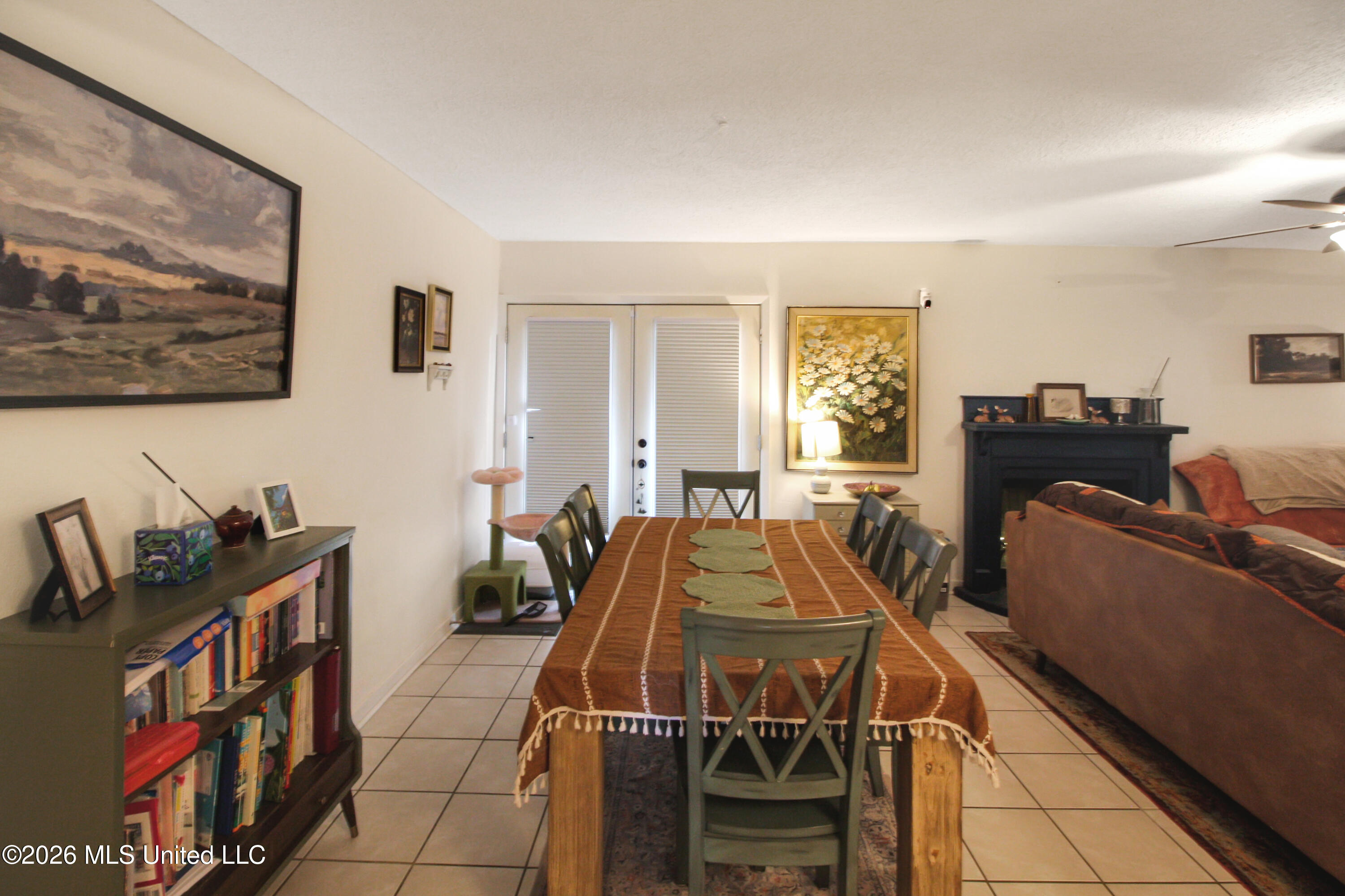 1255 East County Line Road, Unit L8 Jackson, MS 39211 - Photo 13 of 34 IMG_1221