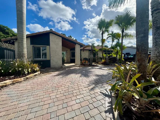 $4,250 | 6905 Southwest 148th Court, Miami, FL 33193