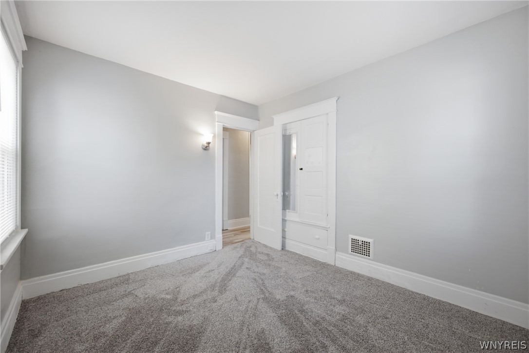 216 Sanders Road Buffalo, NY 14216 - Photo 15 of 34