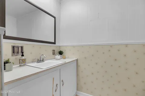 $156,500 | 115 Rayland Street, Lafayette, LA 70506