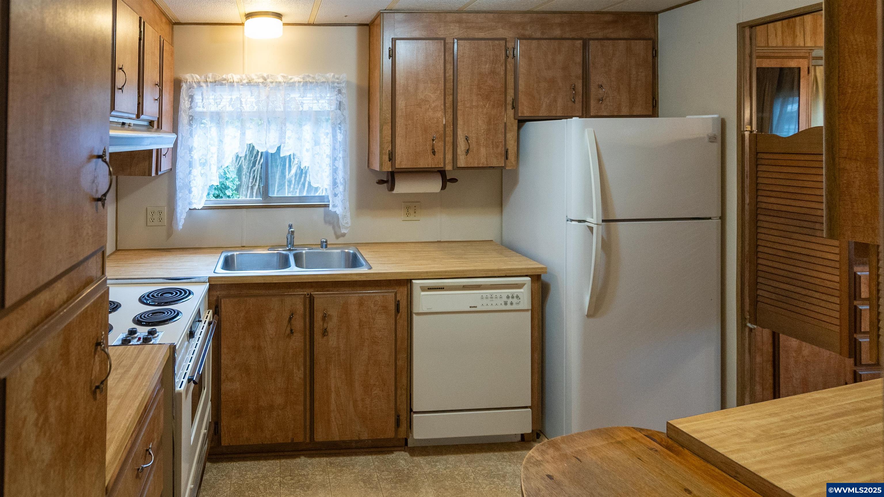 5422 Portland Road Northeast, Unit 81 Salem, OR 97305 - Photo 12 of 33 Gallery Image 12