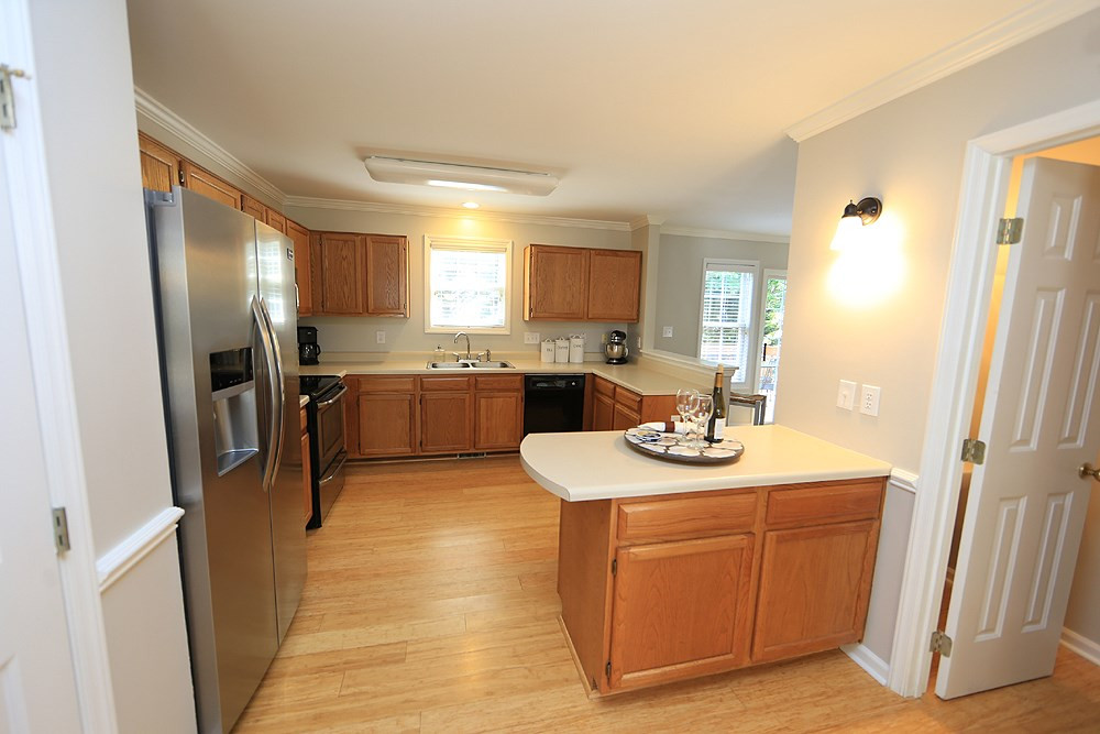 2905 New Hall Court Raleigh, NC 27615 - Photo 5 of 15 Kitchen