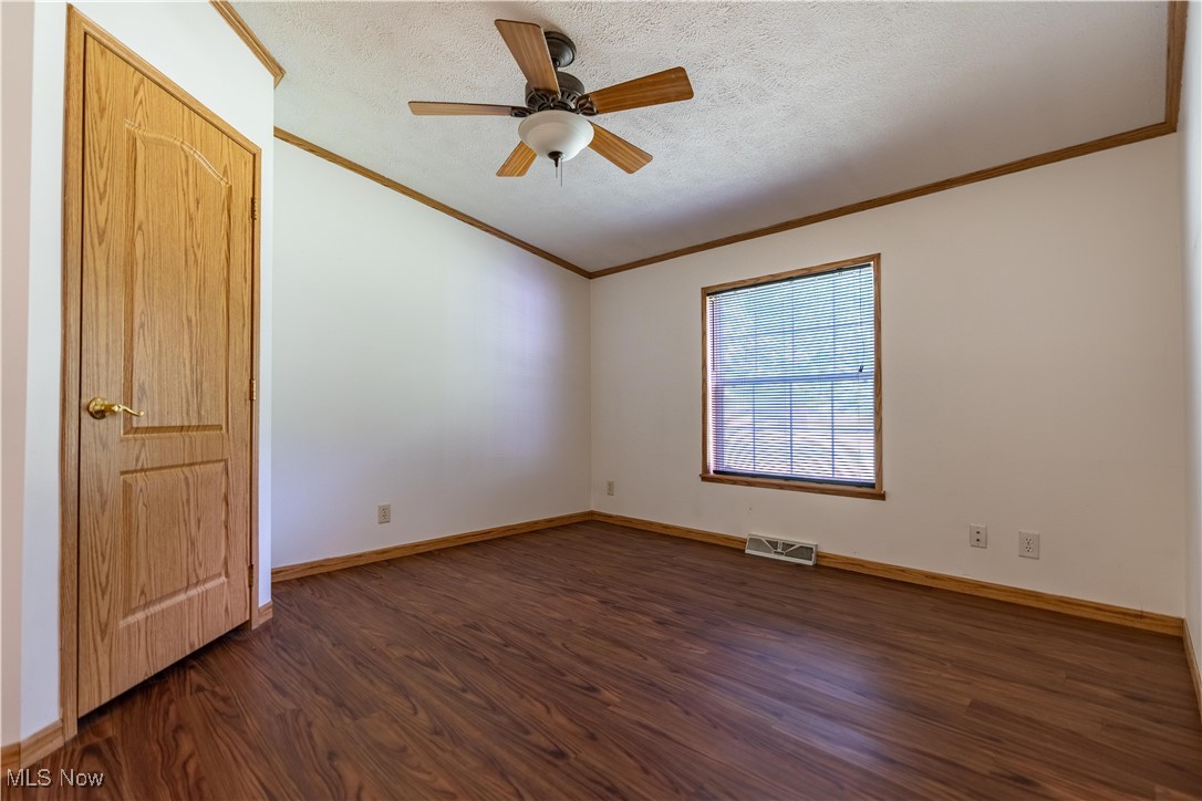 10621 Jones Road Diamond, OH 44412 - Photo 19 of 42 Gallery Image 19