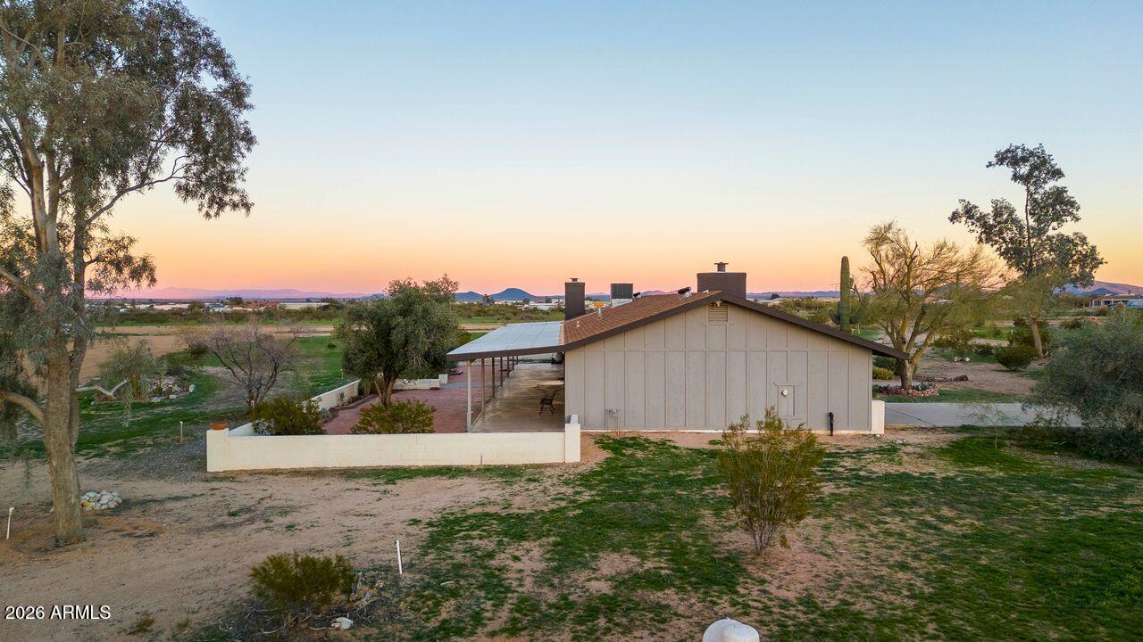 51718 West Donald Road Aguila, AZ 85320 - Photo 37 of 59