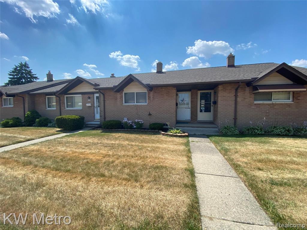 8401 18 18 Mile Road, Unit 192 Sterling Heights, MI 48313 - Photo 1 of 16