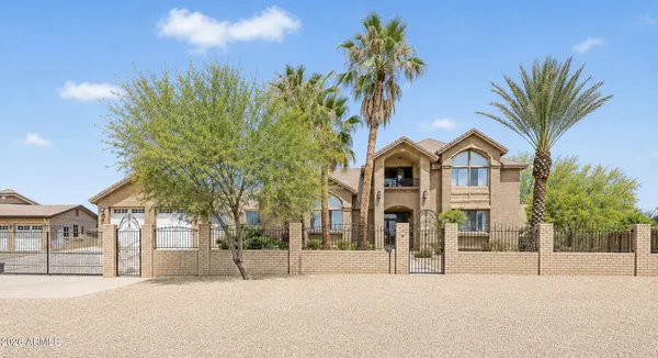 $1,400,000 | 25513 North 15th Avenue, Phoenix, AZ 85085