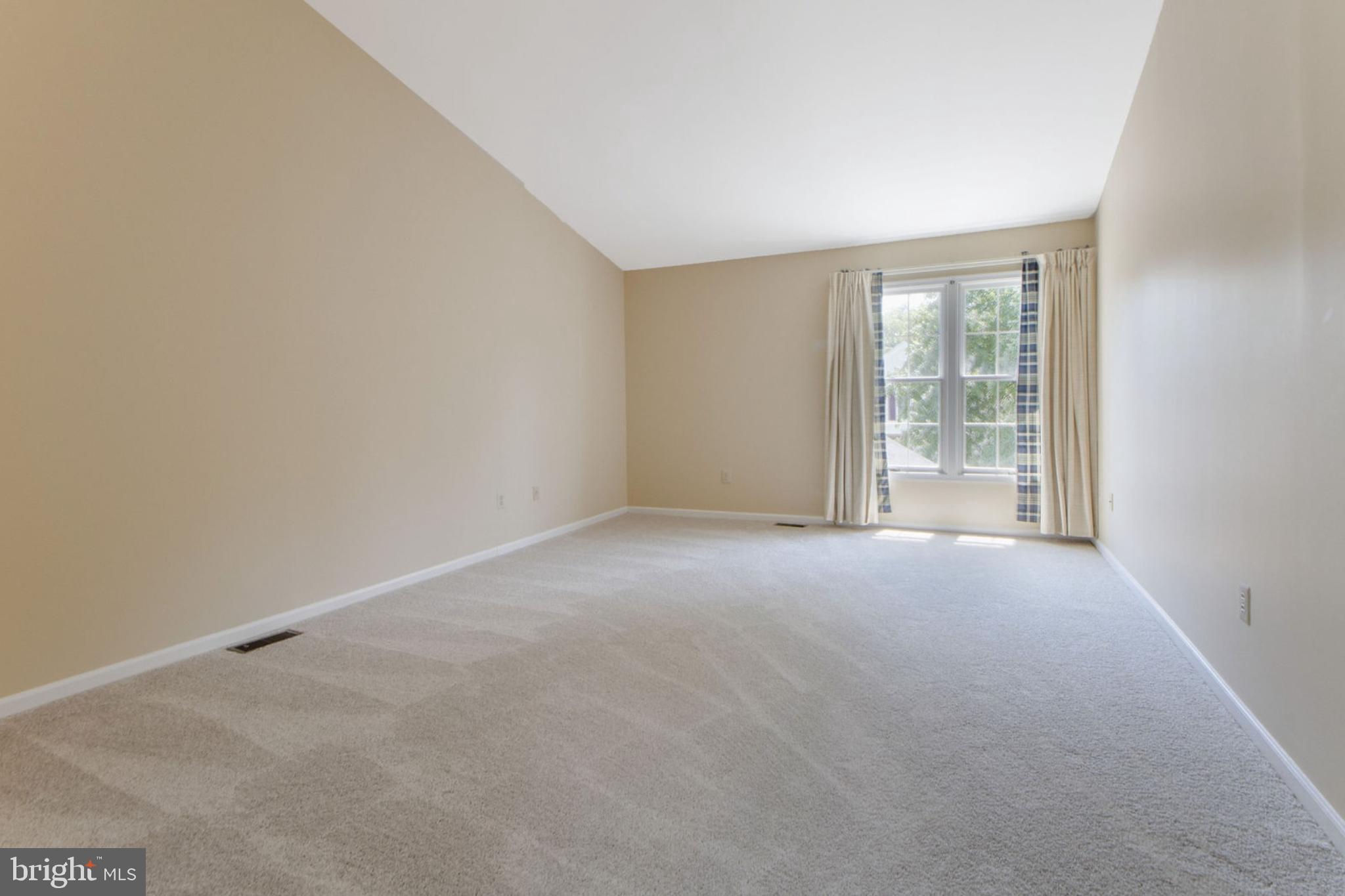 1933 Autumn Ridge Circle Silver Spring, MD 20906 - Photo 22 of 28 Bedroom 3