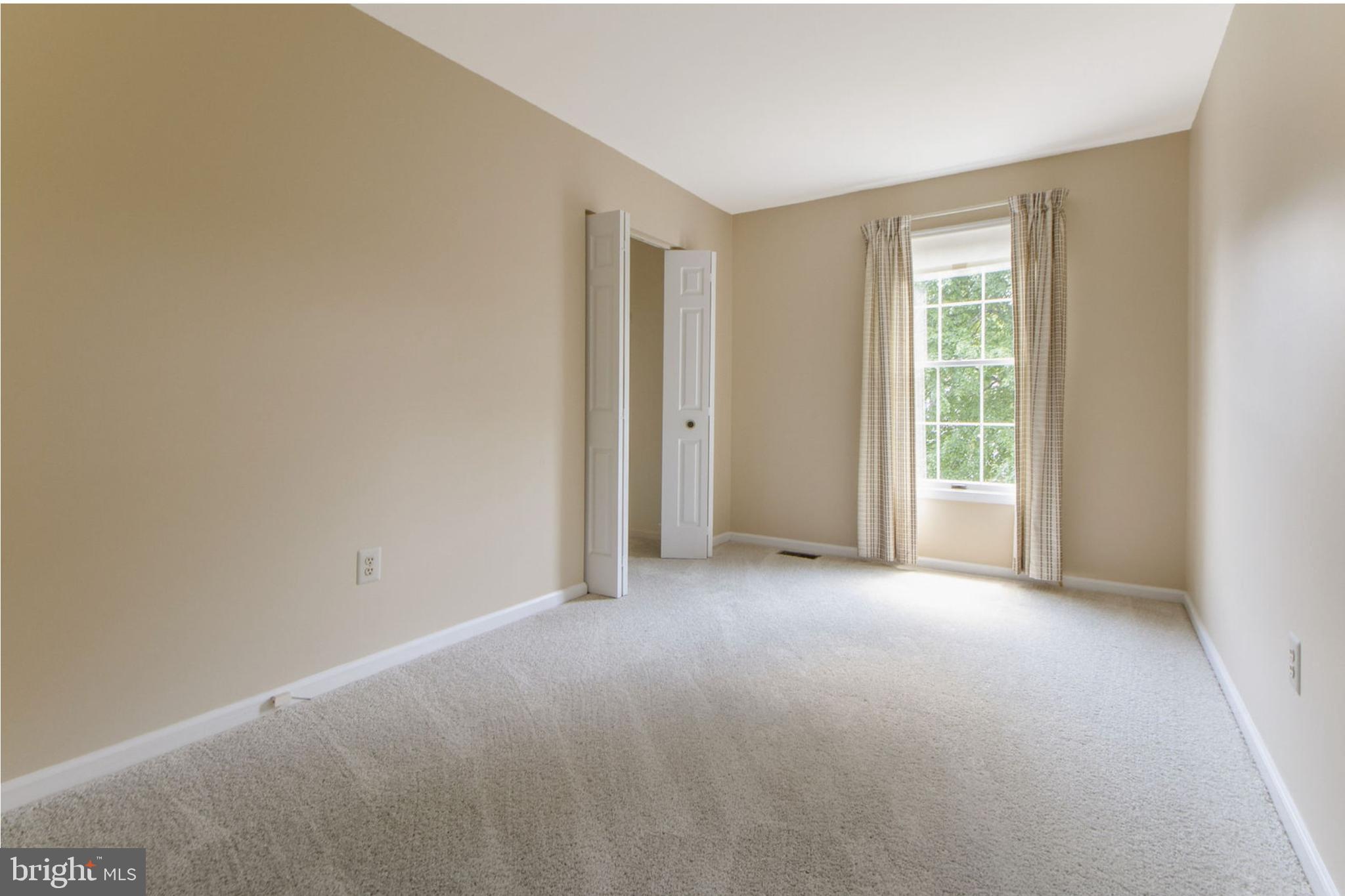 1933 Autumn Ridge Circle Silver Spring, MD 20906 - Photo 23 of 28 Bedroom 4