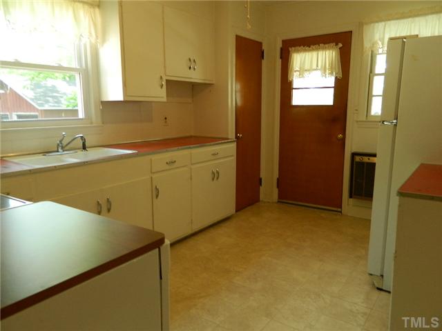 280 Toomer Loop Road Pittsboro, NC 27312 - Photo 12 of 24 Gallery Image 12