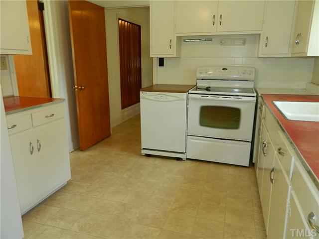 280 Toomer Loop Road Pittsboro, NC 27312 - Photo 15 of 24 Gallery Image 15