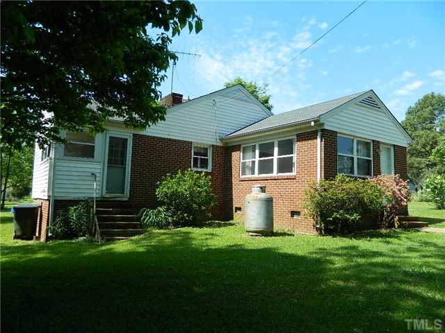 280 Toomer Loop Road Pittsboro, NC 27312 - Photo 2 of 24 Gallery Image 2