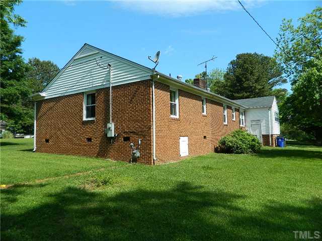 280 Toomer Loop Road Pittsboro, NC 27312 - Photo 4 of 24 Gallery Image 4