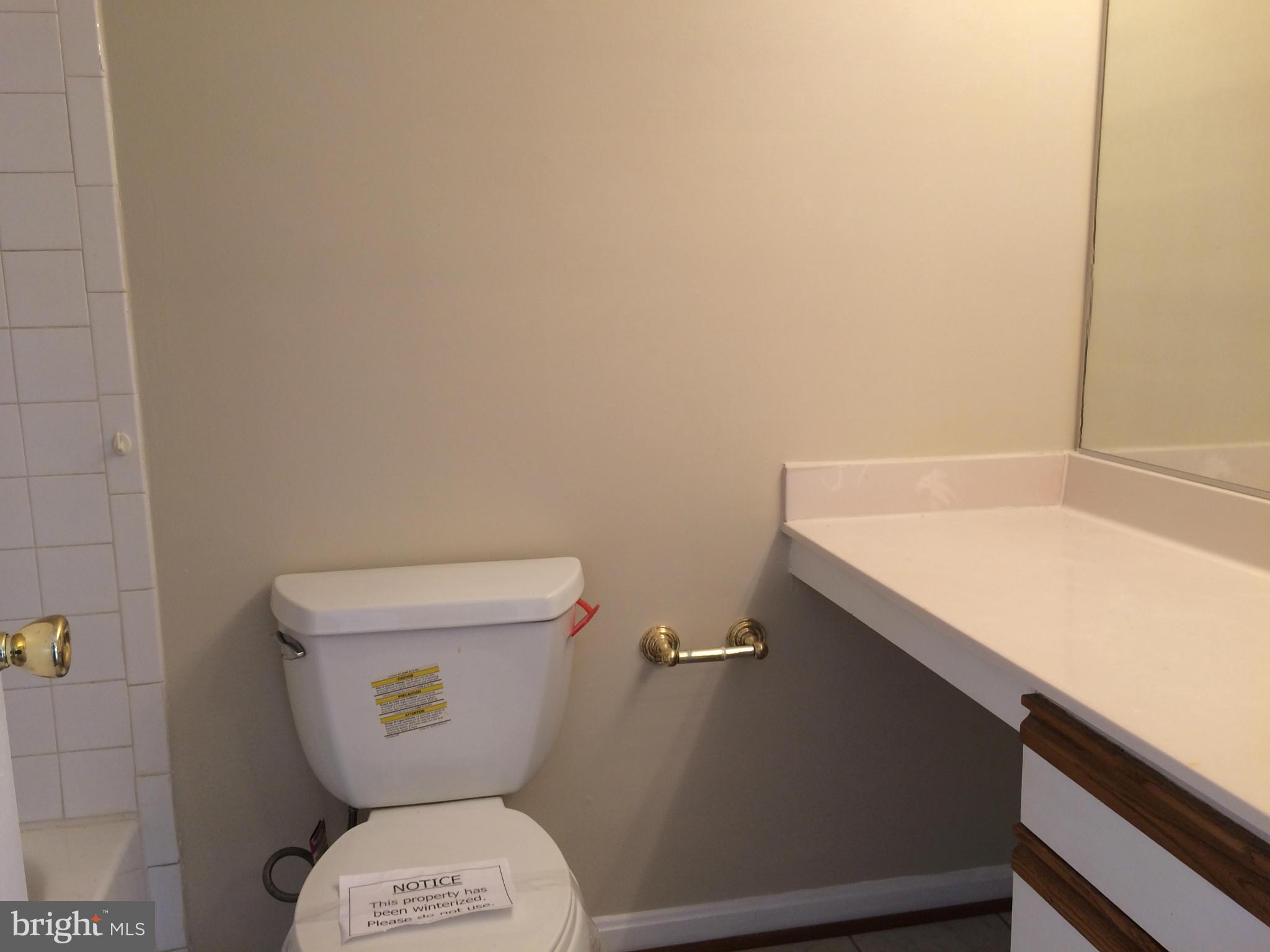 10406 Beacon Ridge Drive, Unit 104 Bowie, MD 20721 - Photo 10 of 15 Bath (Master)