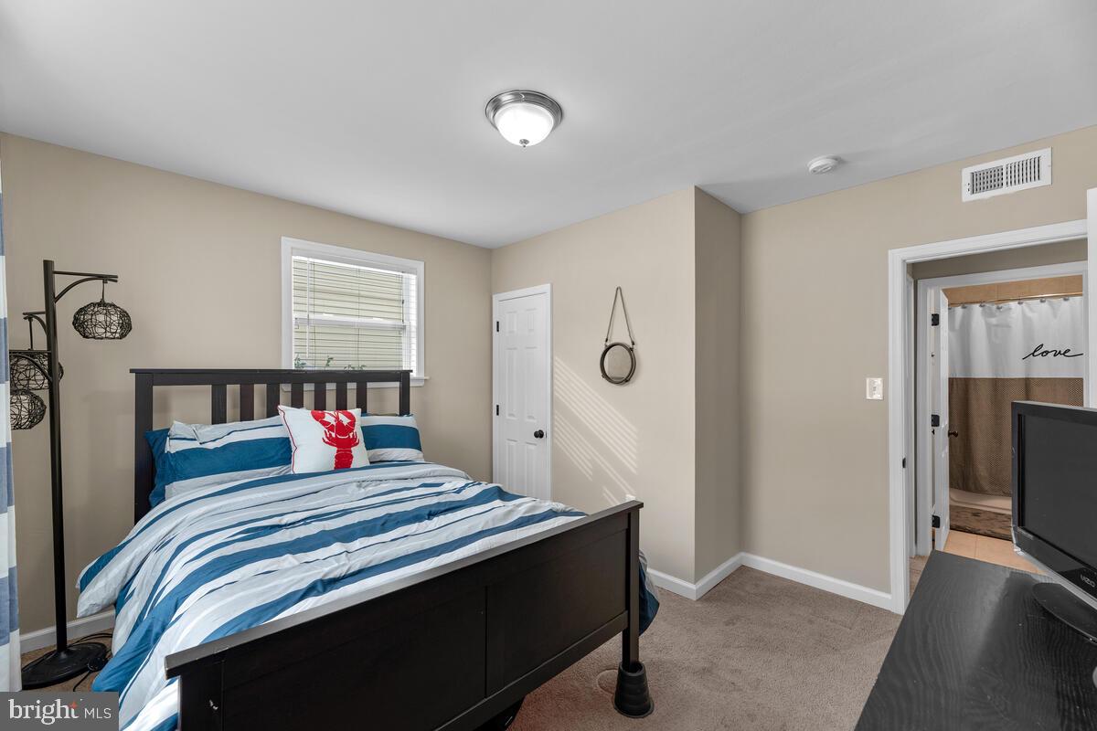728 Templecliff Road Baltimore, MD 21208 - Photo 14 of 25