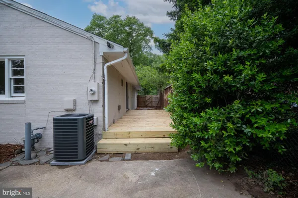 $549,900 | 1321 Dandridge Street, Fredericksburg, VA 22401