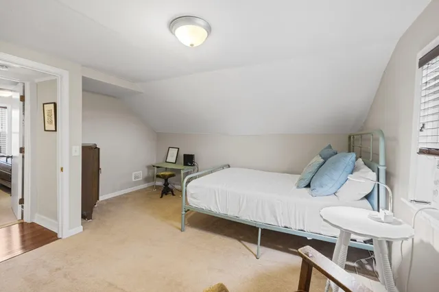 $299,900 | 607 Sherwood Avenue, Three Oaks, MI 49128