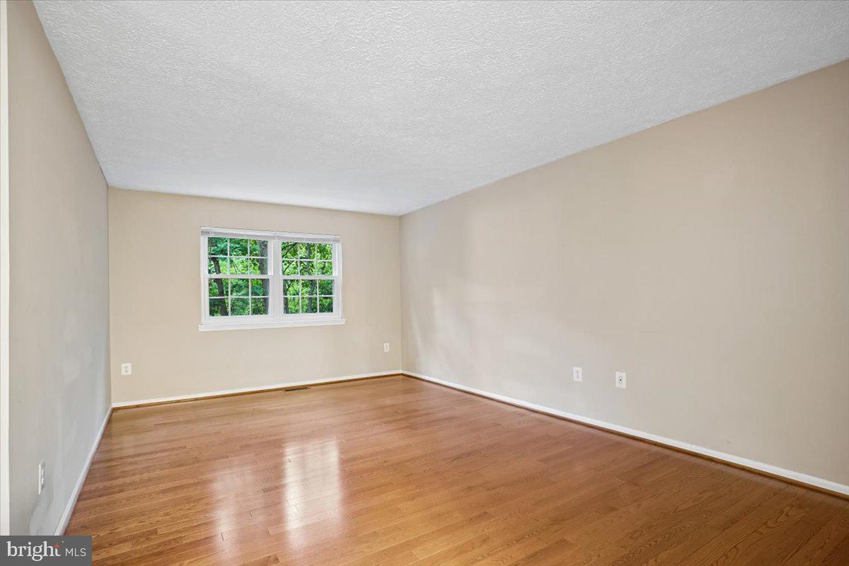 1877 Post Oak Trail Reston, VA 20191 - Photo 21 of 52
