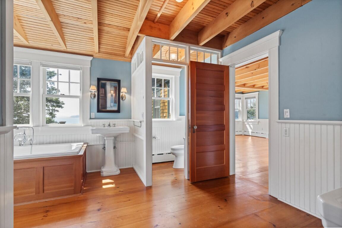 115 Paradise Point Road Boothbay, ME 04544 - Photo 51 of 104 45