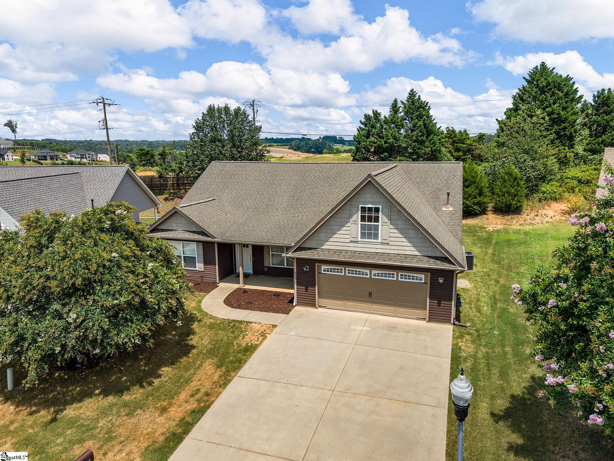 319 Kelly Farm Road Moore, SC 29369 - Photo 3 of 47 Gallery Image 3