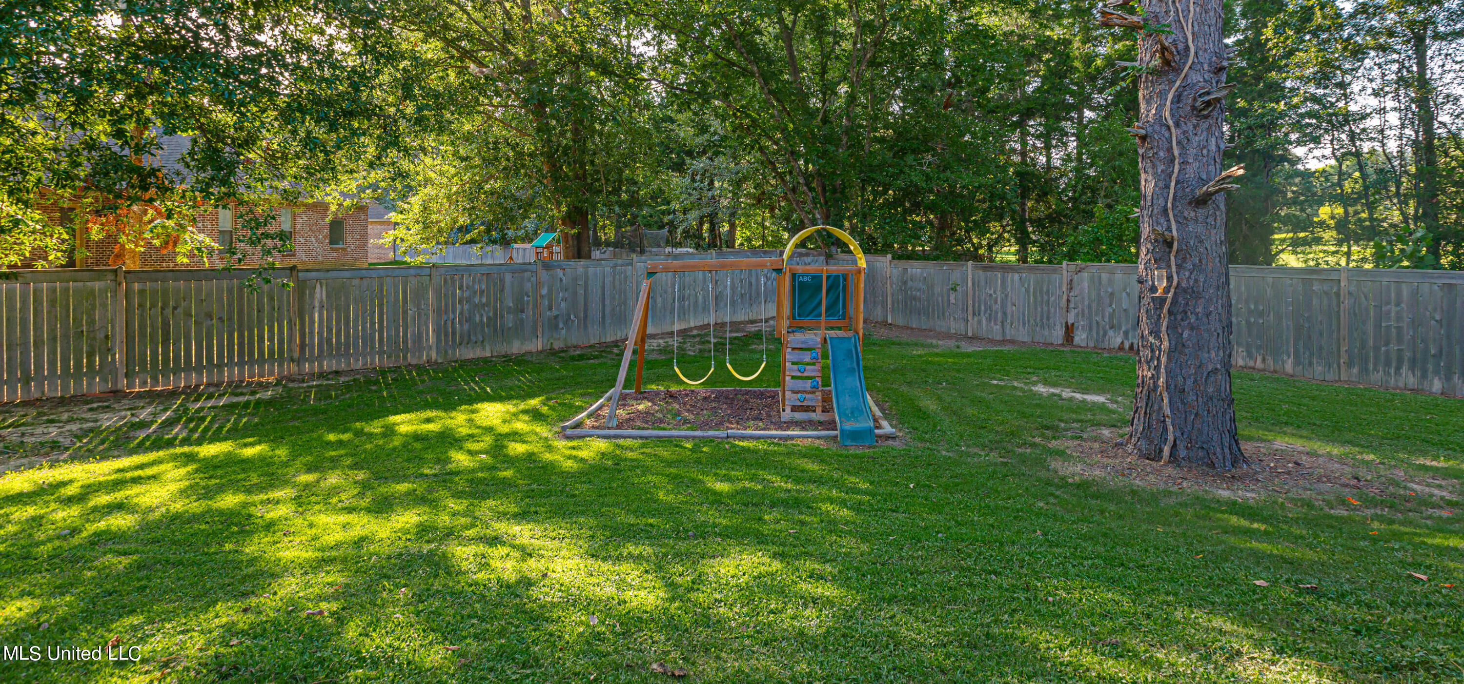 49 Waterstone Way Clinton, MS 39056 - Photo 4 of 43 V63A6379