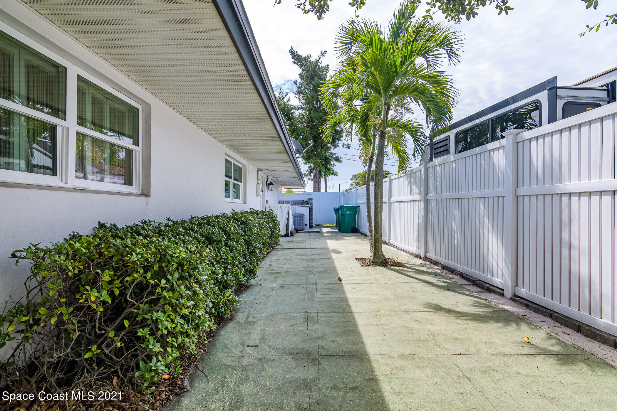 585 Capri Road Cocoa Beach, FL 32931 - Photo 28 of 43 Capri-10