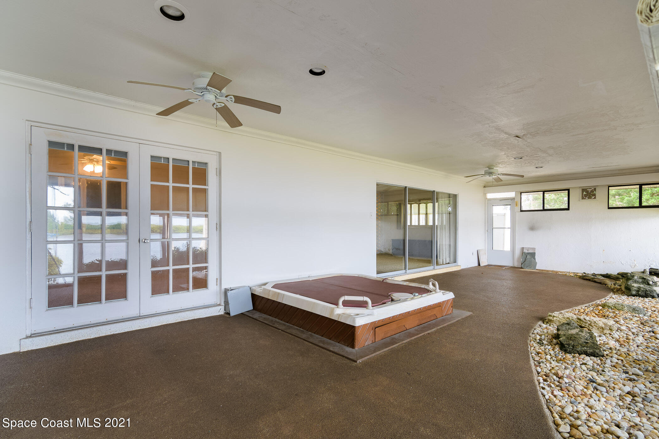 585 Capri Road Cocoa Beach, FL 32931 - Photo 4 of 43 Capri-7