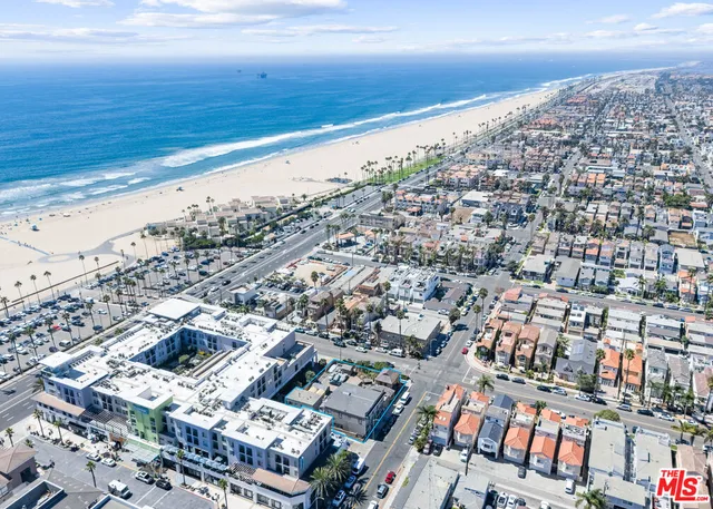 an aerial view of a building