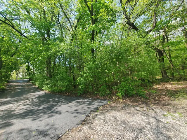 $29,900 | 27726 Hill Drive, Spring Grove, IL 60081