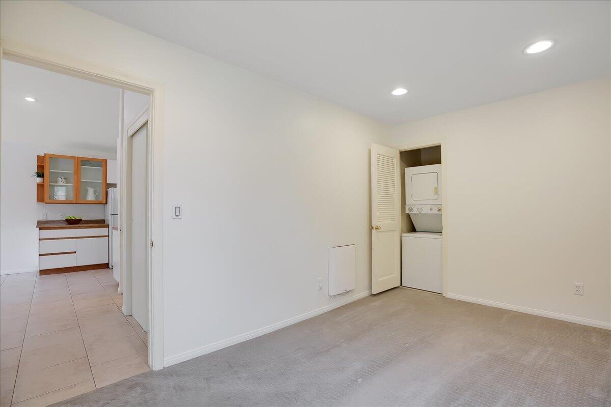 1455 Holiday Hill Road Goleta, CA 93117 - Photo 54 of 64 Washer and dryer