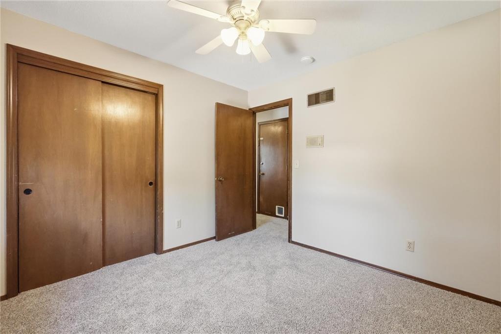 16512 Spring Valley Road Belton, MO 64012 - Photo 23 of 31
