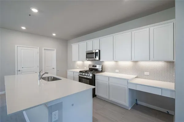 $432,000 | 5409 Baythorne Drive, Unit A, Austin, TX 78747