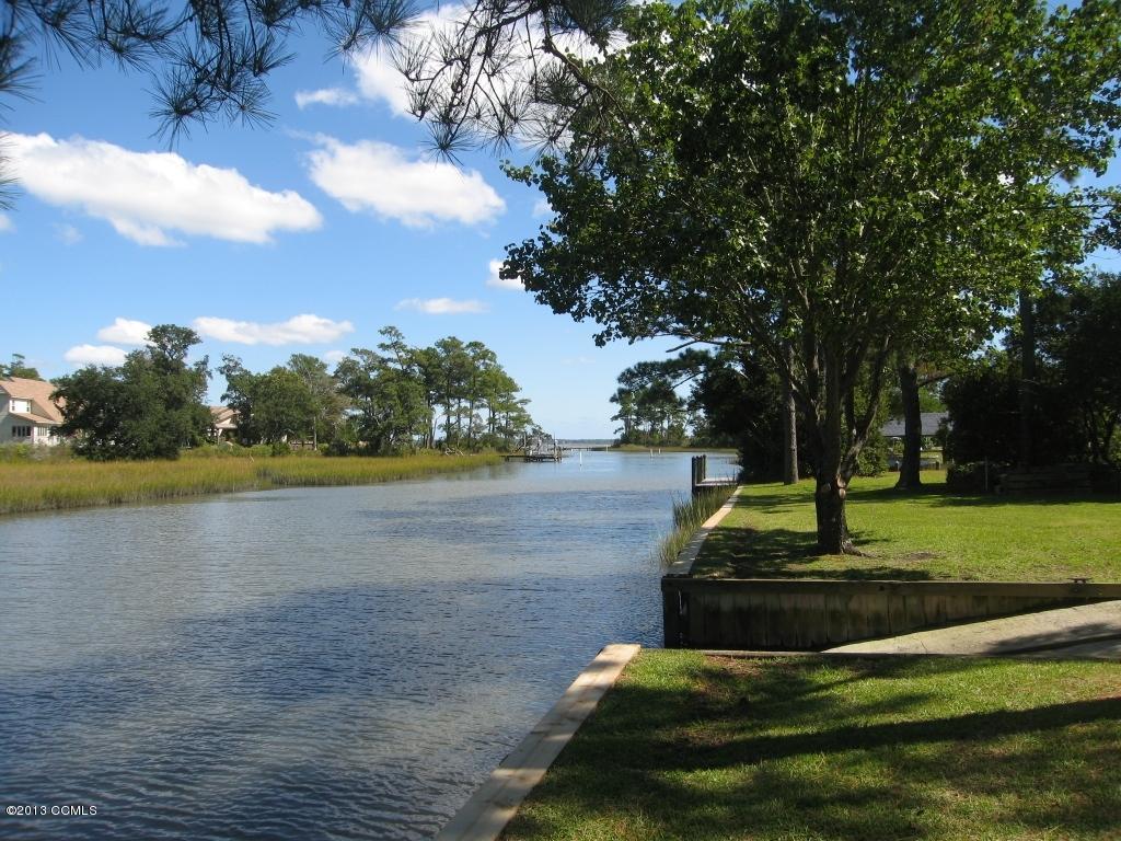 180 Wallace Road Beaufort, NC 28516 - Photo 2 of 25 Boat Ramp / Waterfront