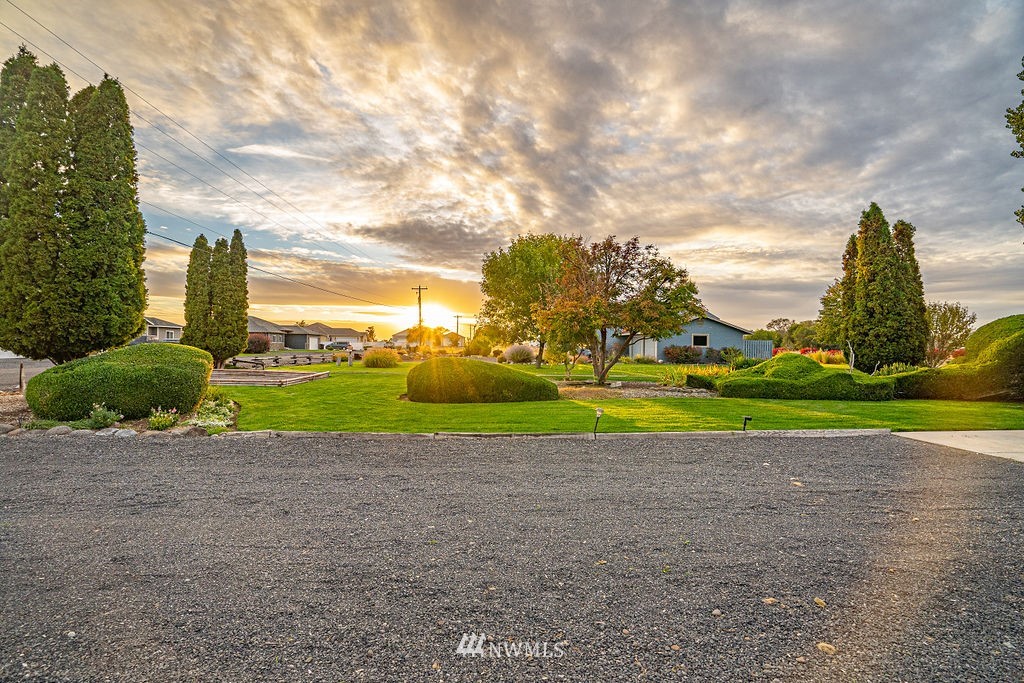 7882 Grove Road Northeast Moses Lake, WA 98837 - Photo 22 of 38 Gallery Image 22
