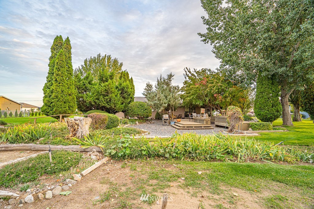 7882 Grove Road Northeast Moses Lake, WA 98837 - Photo 33 of 38 Gallery Image 33