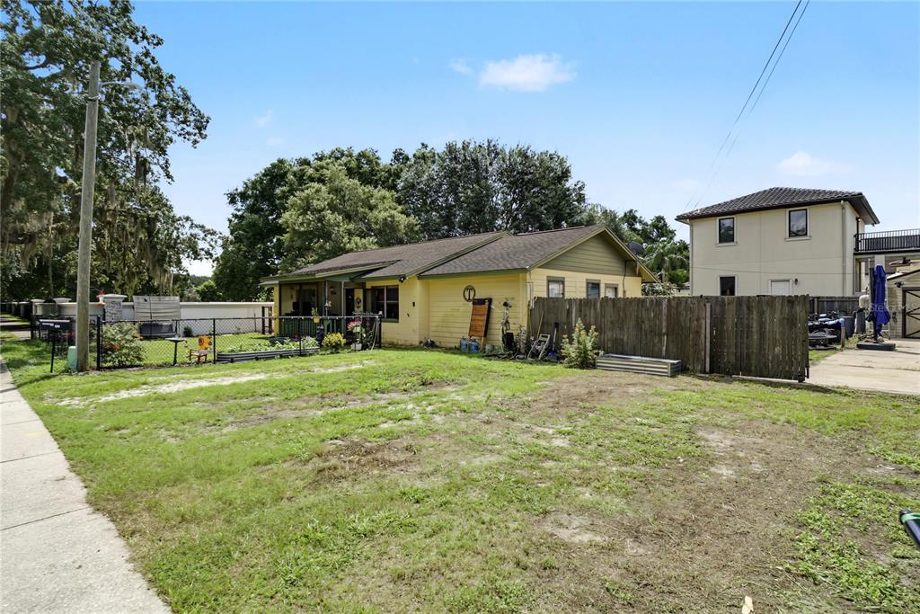 9764 Gotha Road Windermere, FL 34786 - Photo 4 of 16 Gallery Image 4