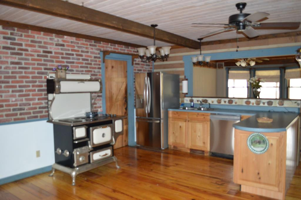 440 Pollock Road Kenly, NC 27542 - Photo 3 of 15 Gallery Image 3