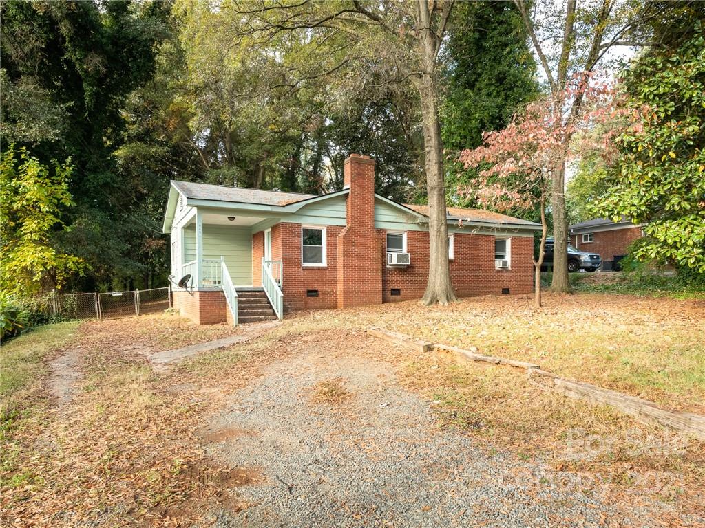 4151 Tillman Road Charlotte, NC 28208 - Photo 2 of 33 Gallery Image 2