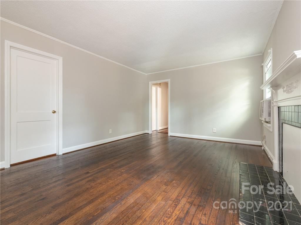 4151 Tillman Road Charlotte, NC 28208 - Photo 7 of 33 Gallery Image 7