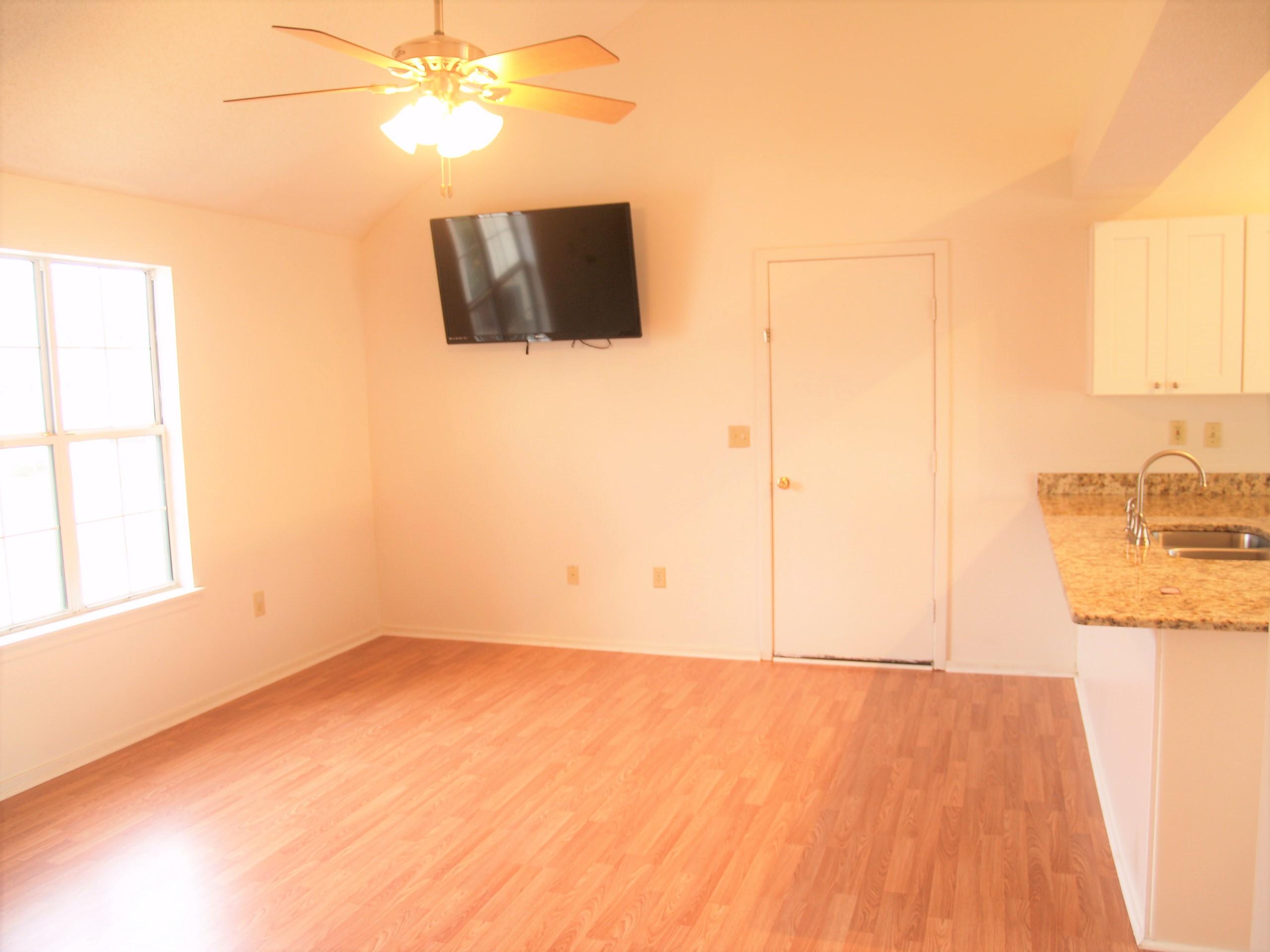 119 Two Hitch Road Goose Creek, SC 29445 - Photo 12 of 31 119 Two Hitch Living Room