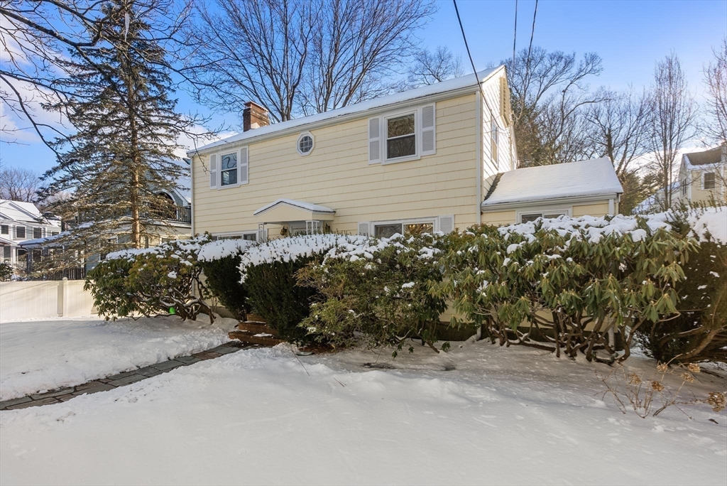 79 Wheeler Road Newton, MA 02459 - Photo 25 of 28