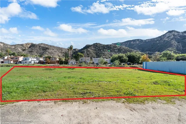 a view of an outdoor space and a yard