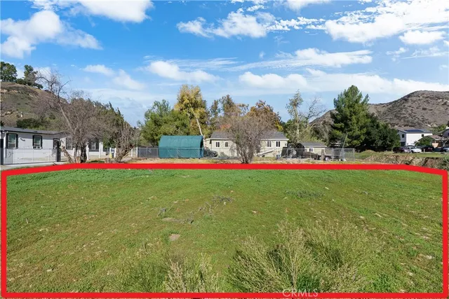 $70,000 | 2 Taft Court, Val Verde, CA 91384