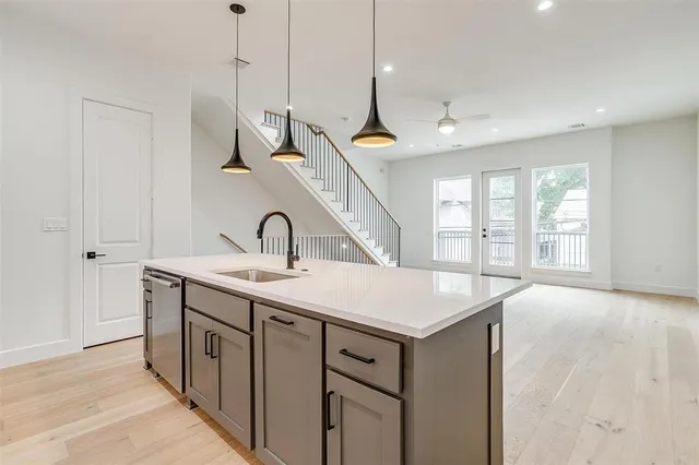 $365,000 | 135 Thornton Street, Arlington, TX 76013