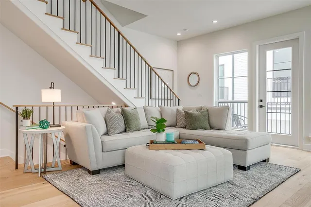 $365,000 | 135 Thornton Street, Arlington, TX 76013