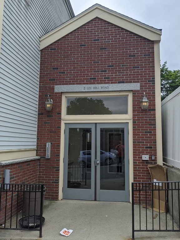 2 Lee Hill Road, Unit 4 Boston, MA 02131 - Photo 3 of 12 Gallery Image 3