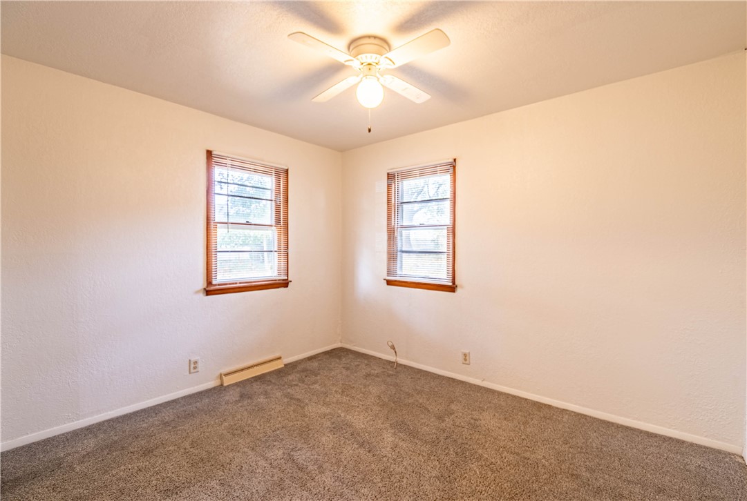 1048 North Dennis Avenue Decatur, IL 62522 - Photo 9 of 14 Gallery Image 9