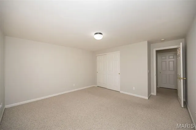 $300,000 | 3166 Country Bluff Drive, Unit 38C, St. Charles, MO 63301