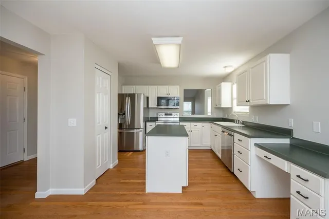 $300,000 | 3166 Country Bluff Drive, Unit 38C, St. Charles, MO 63301