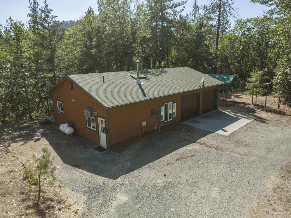 2006 Stringer Gap Road Grants Pass, OR 97527 - Photo 28 of 63 28